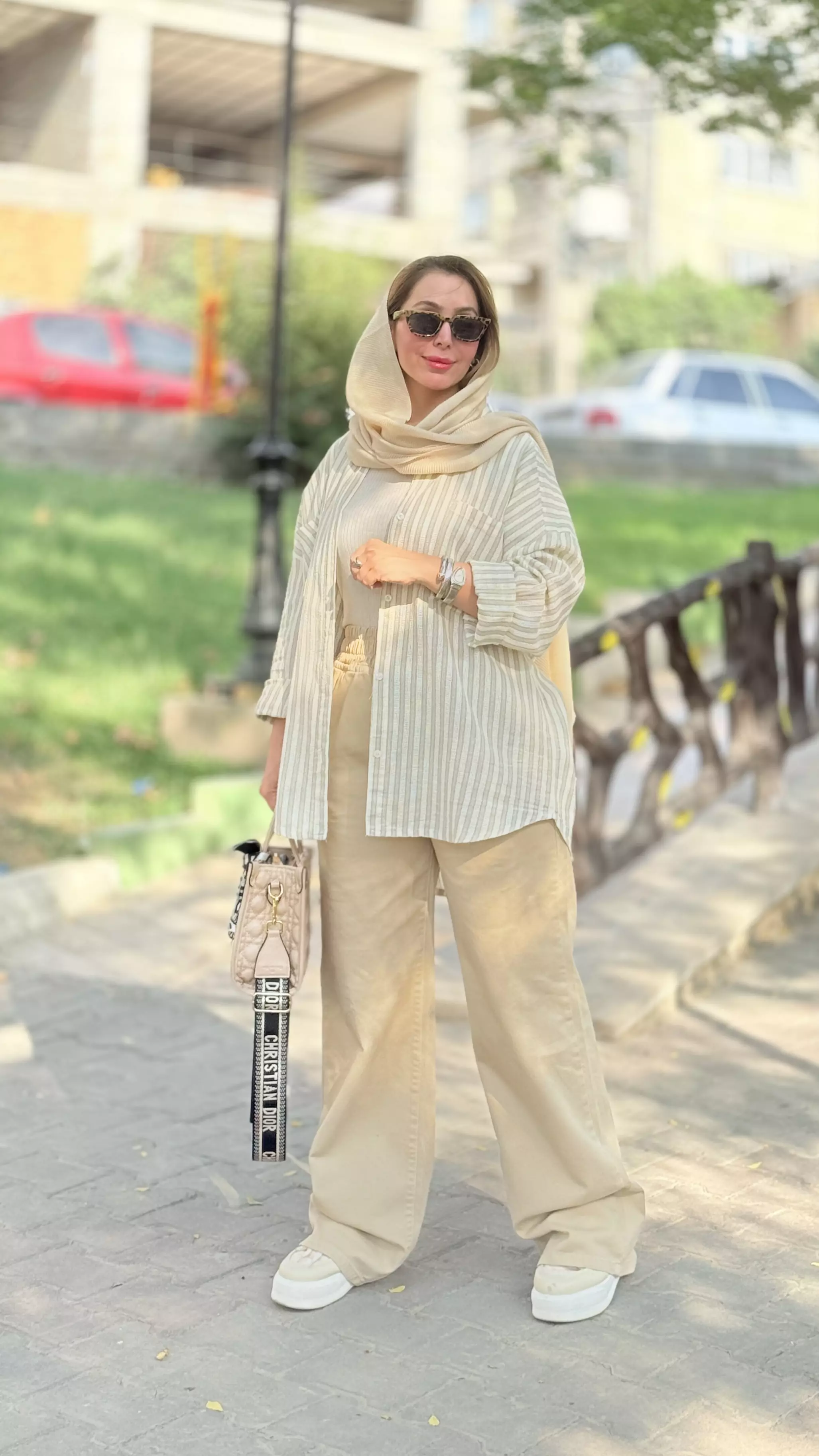 مانتو کنفی رویال