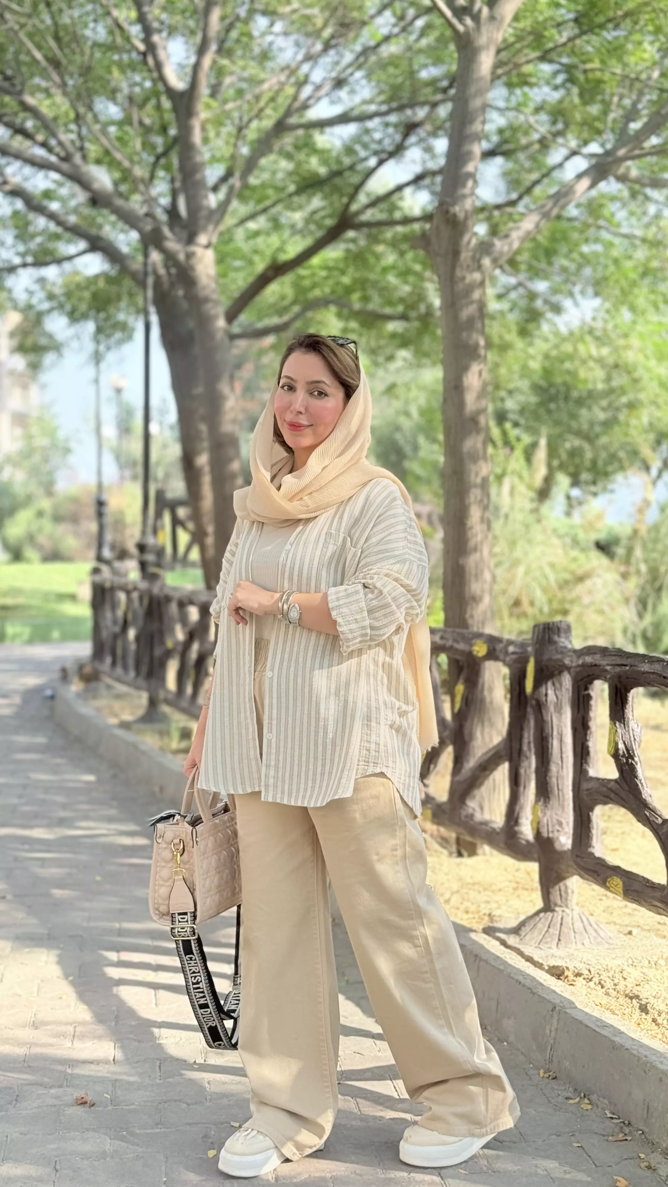 مانتو کنفی رویال