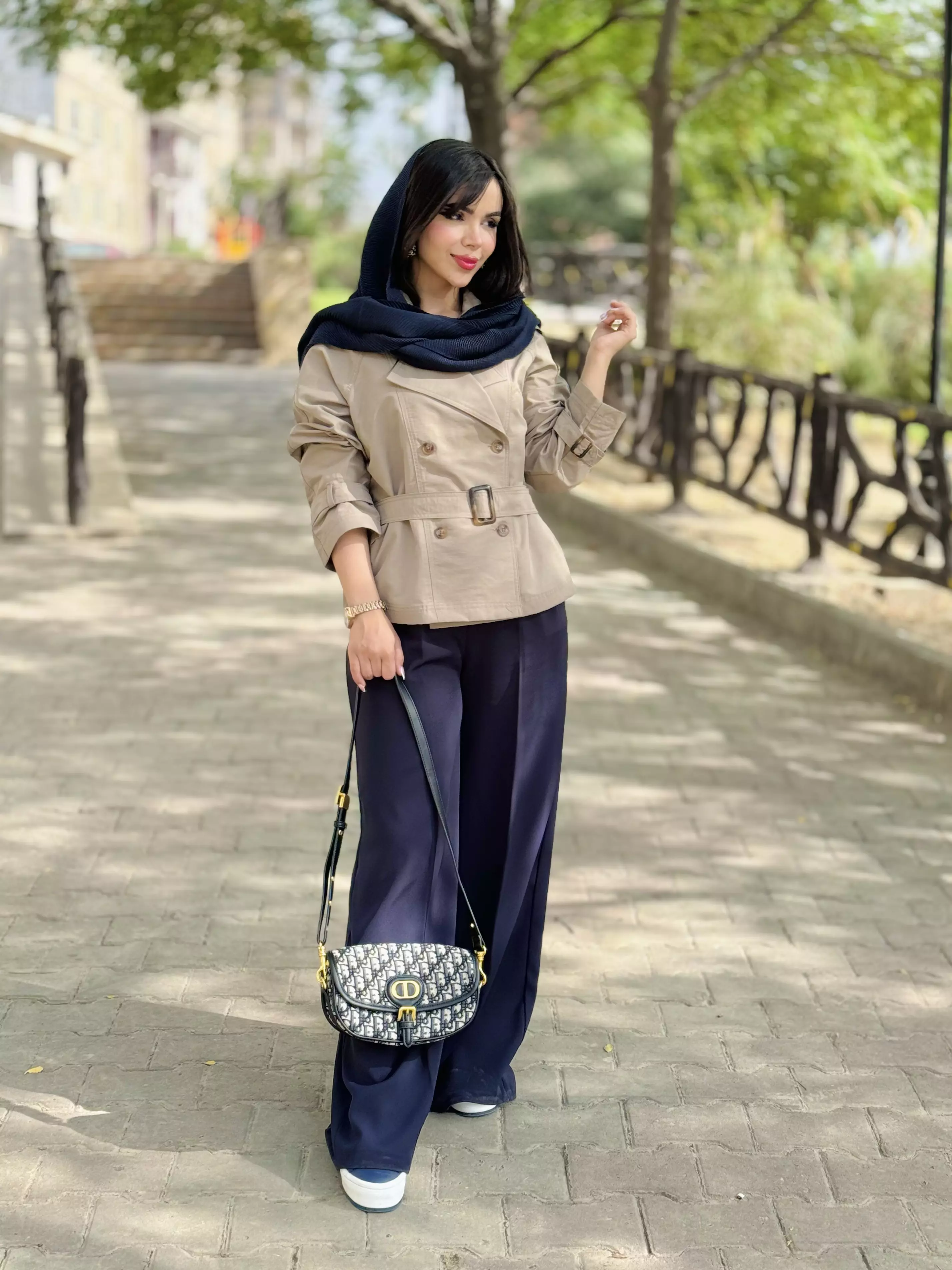 ترنچ کت اوا