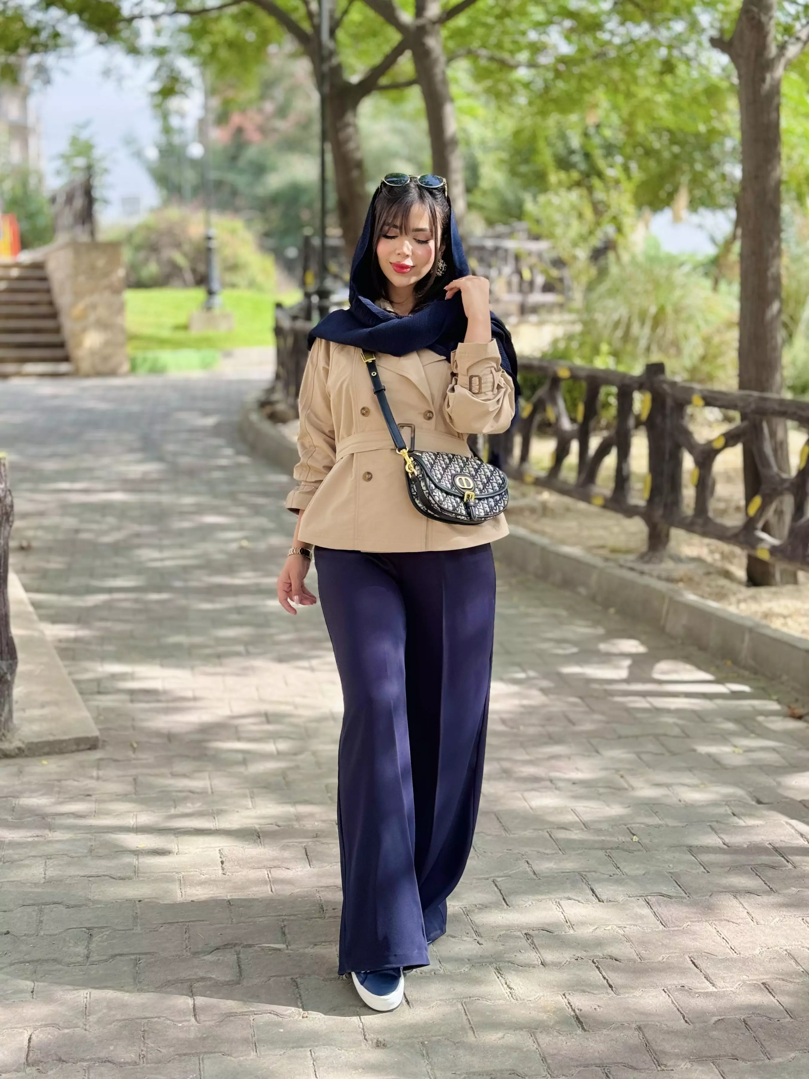 ترنچ کت اوا