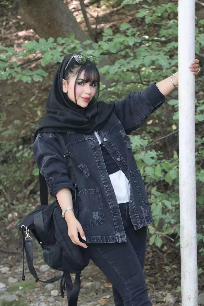 کت نیلا ذغالی