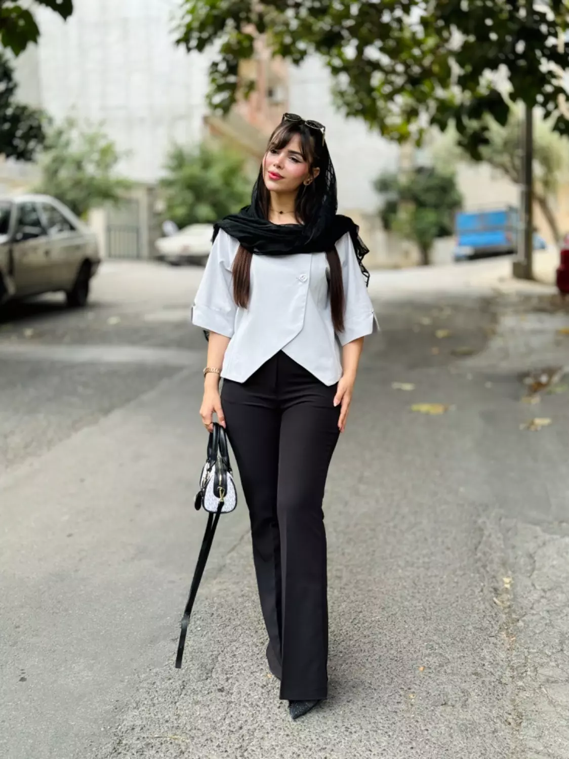 کت لینن دینا