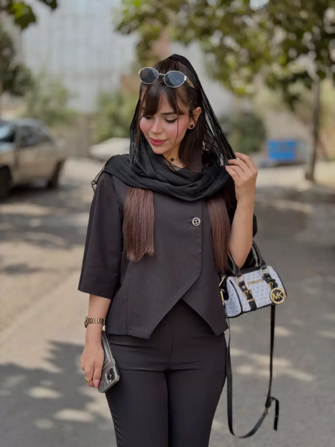 کت لینن دینا