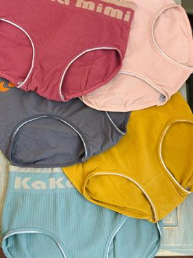 ست نیم تنه شورت می می