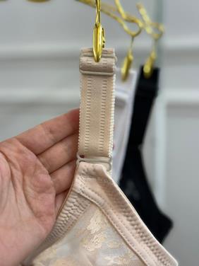 سوتین zeves