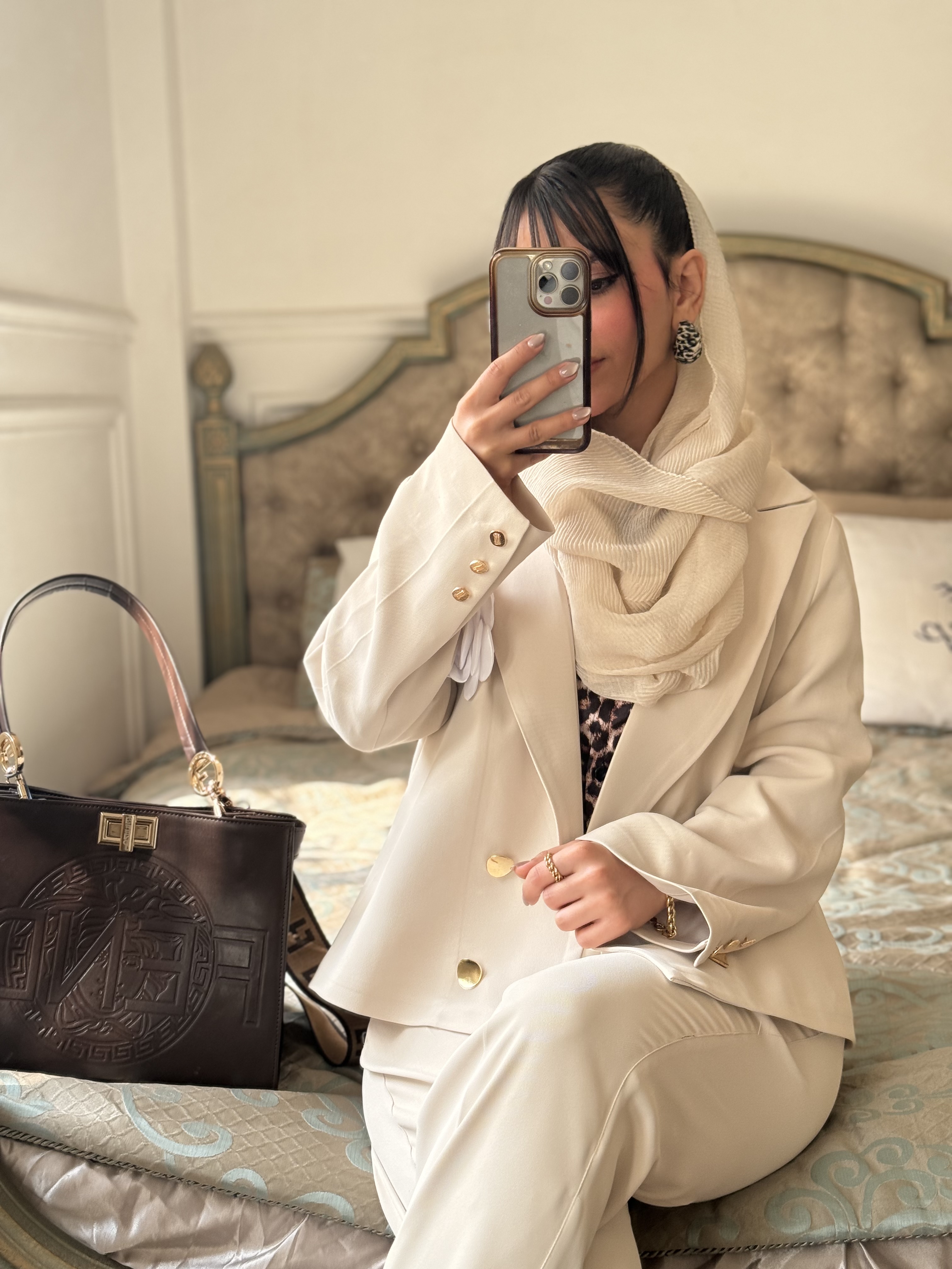 کت شلوار مهرو