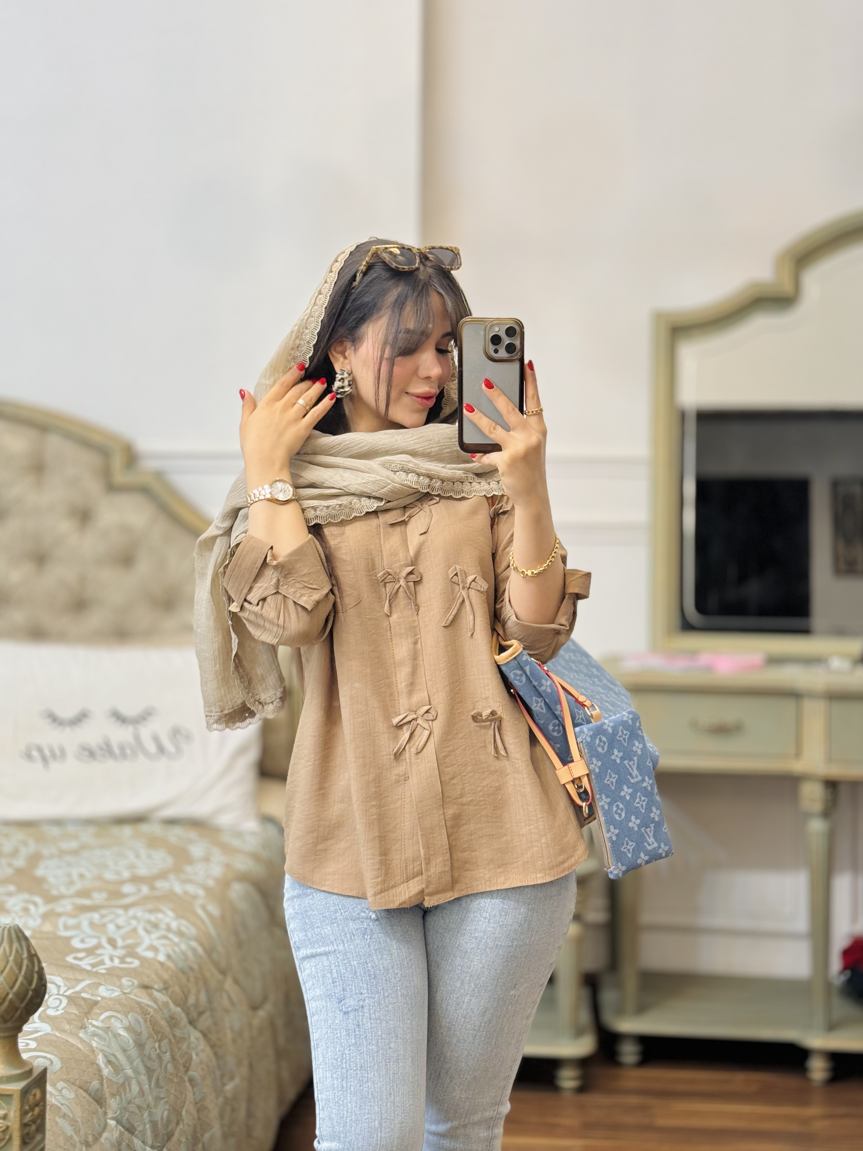 شومیزمانتویی پاپیون