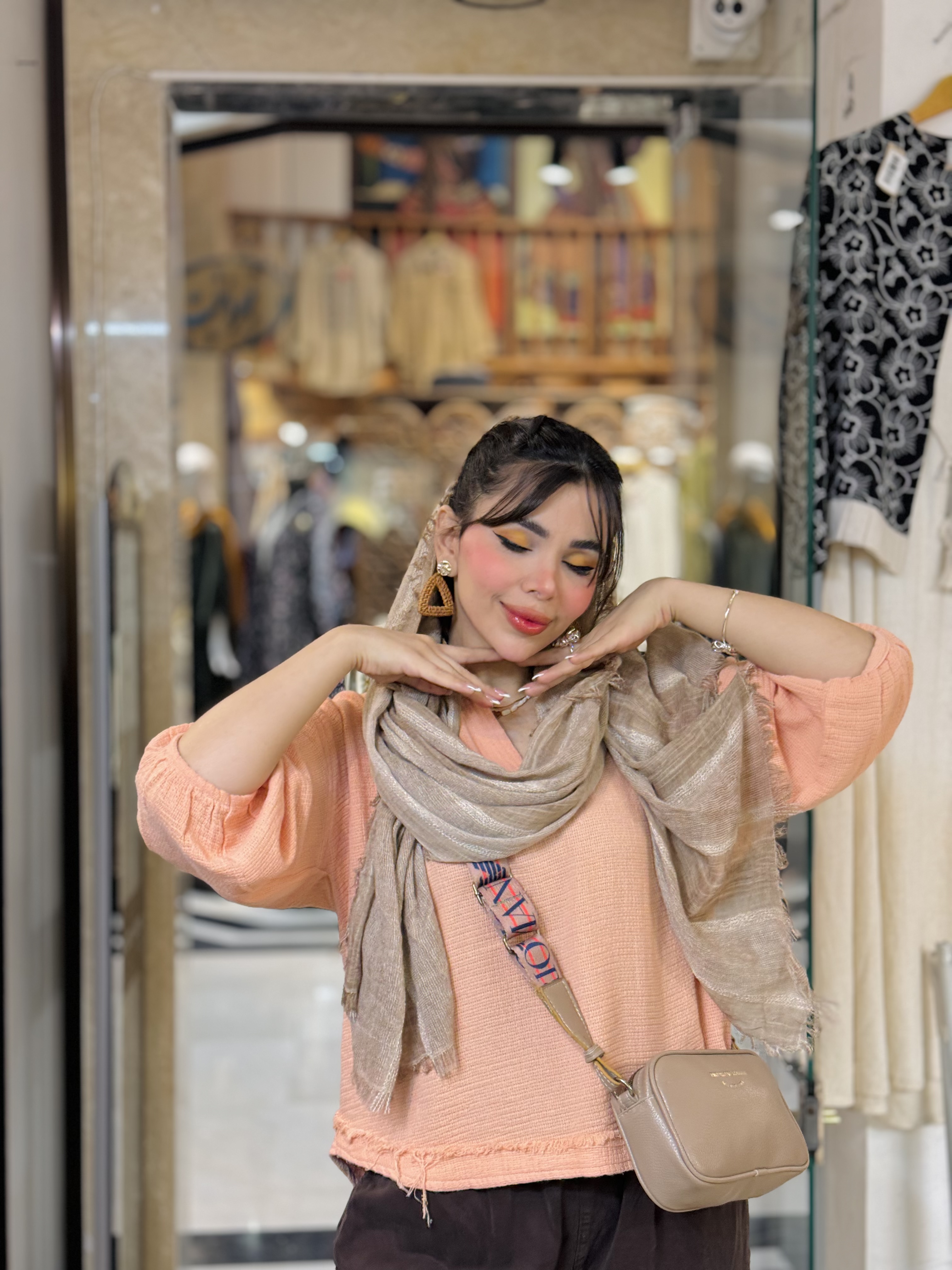 شومیز کنفی جلو بسته
